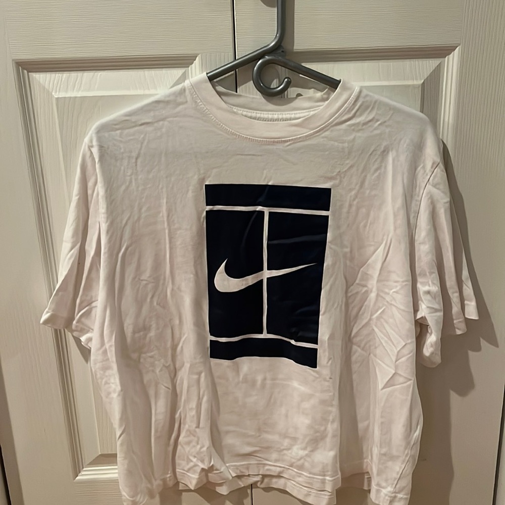 Nike Cropped T Shirt